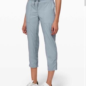 Lululemon Dance Studio Crop *25"
Chambray